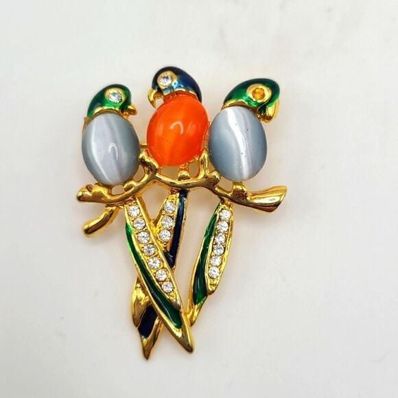 Vintage Jelly Belly Bird Parrot pin brooch, Moonstone goldtone